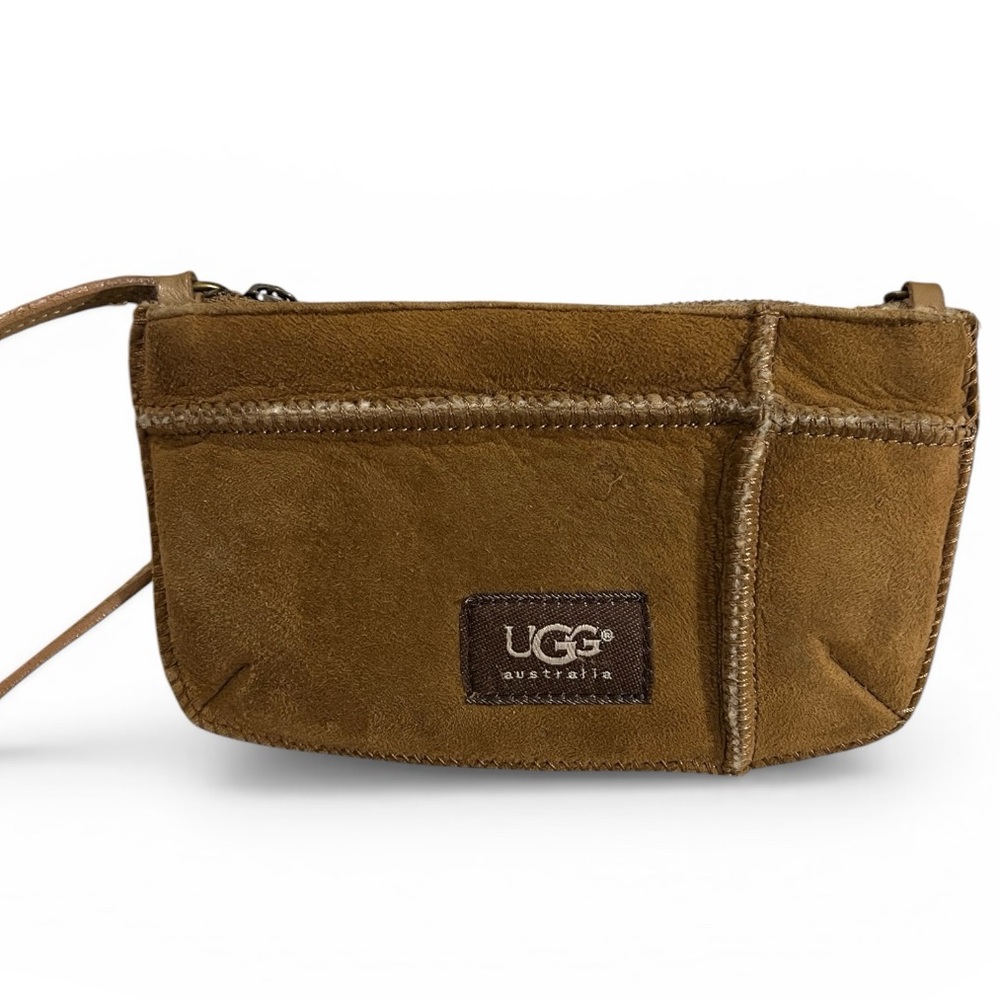 UGG AUSTRALIA Chestnut Brown Suede Sheepskin Fur Lining Wristlet